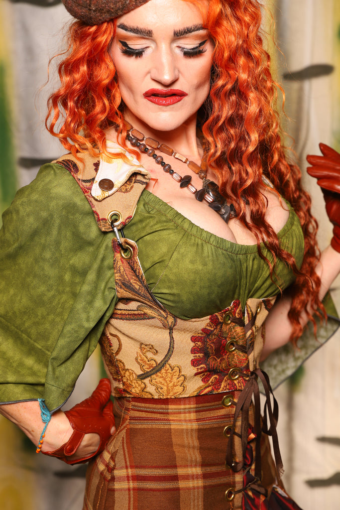 Cropped Dapper Vixen in Squash Floral - Harvest & Hayrides Collection