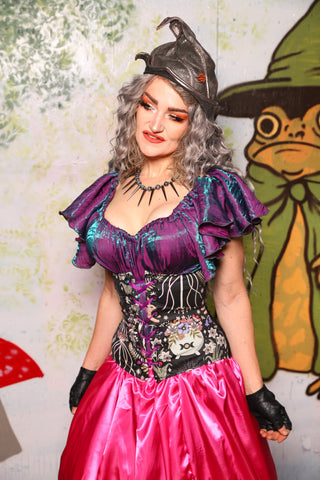 *FREE SKIRT INCLUDED! *Petite Wench in Pitch Black Medallion w/Enchanted Oracle Panels *FREE SKIRT* - Spooky Saturday Part 2