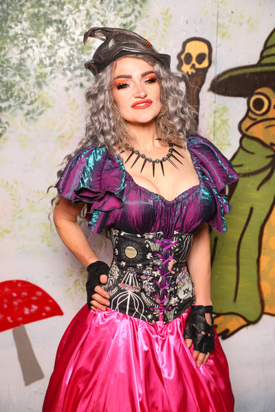 *FREE SKIRT INCLUDED! *Petite Wench in Pitch Black Medallion w/Enchanted Oracle Panels *FREE SKIRT* - Spooky Saturday Part 2