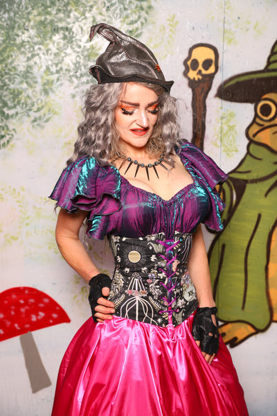 *FREE SKIRT INCLUDED! *Petite Wench in Pitch Black Medallion w/Enchanted Oracle Panels *FREE SKIRT* - Spooky Saturday Part 2