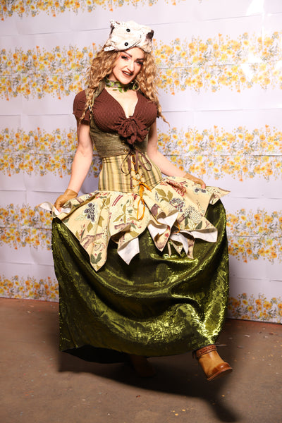40. Mini Fairy Skirt In Thistle And Teacakes Floral - The Leave It To Beaver Collection