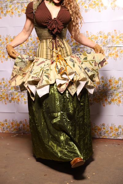40. Mini Fairy Skirt In Thistle And Teacakes Floral - The Leave It To Beaver Collection