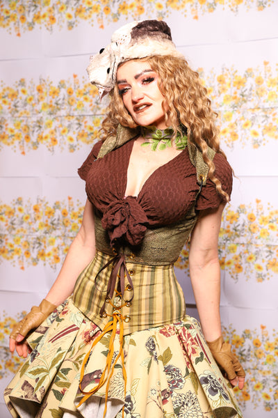 22. Cropped Vixen In Hedgewitch - The Leave It To Beaver Collection