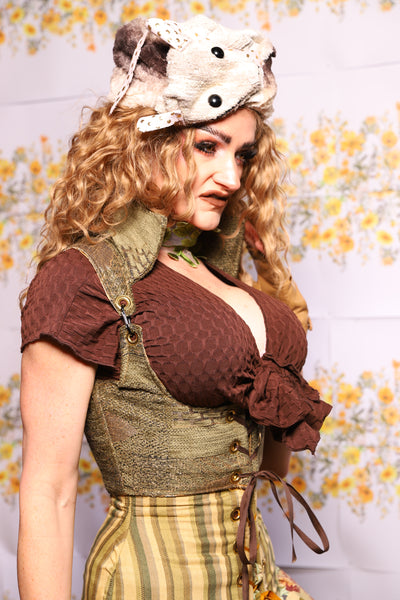 22. Cropped Vixen In Hedgewitch - The Leave It To Beaver Collection