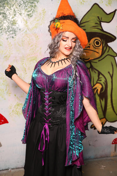 Wench Corset in Pitch Black Medallion - Spooky Saturday Part 2