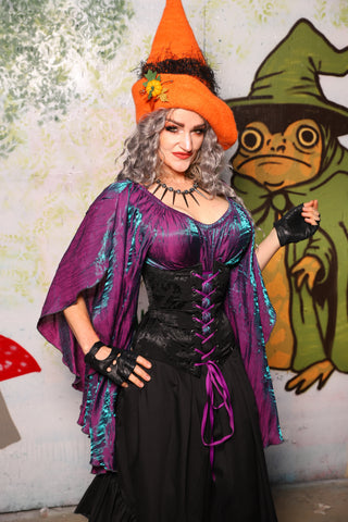Wench Corset in Pitch Black Medallion - Spooky Saturday Part 2