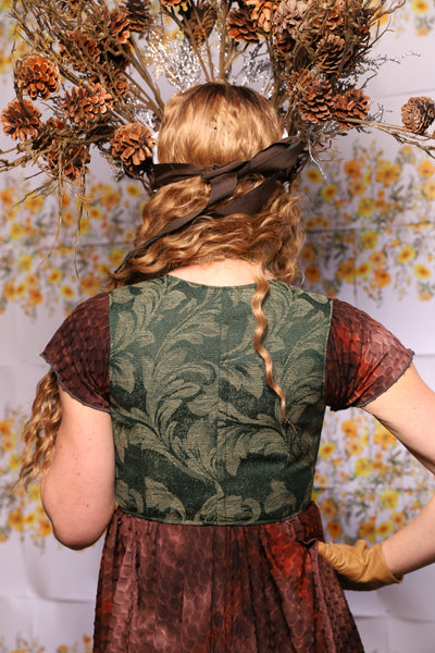 12. Cropped Courtier Corset In Green Forest Scroll – The Leave It To Beaver Collection