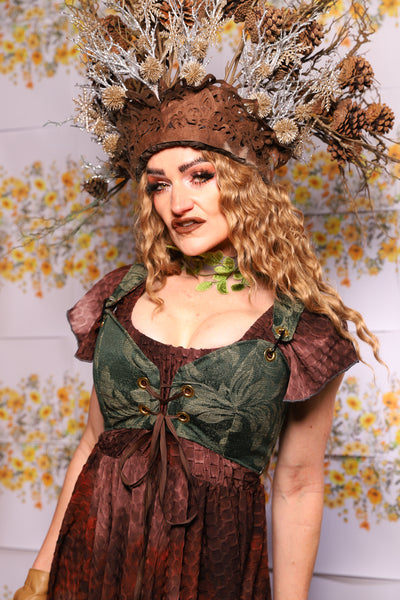 12. Cropped Courtier Corset In Green Forest Scroll – The Leave It To Beaver Collection