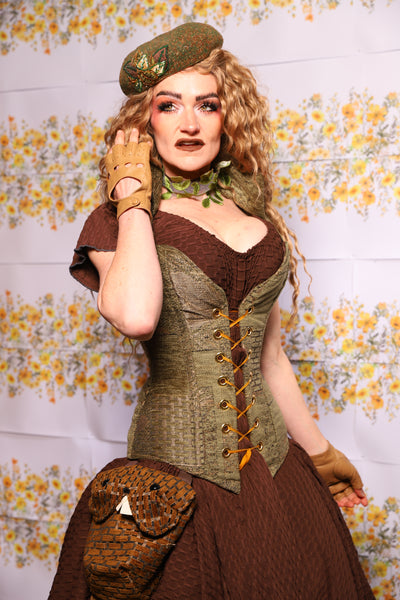 06. Courtier Corset In Hedgewitch - The Leave It To Beaver Collection