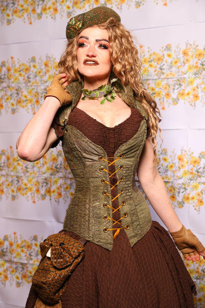 06. Courtier Corset In Hedgewitch - The Leave It To Beaver Collection