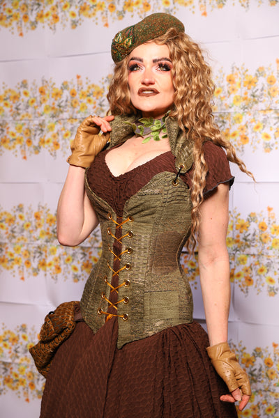 06. Courtier Corset In Hedgewitch - The Leave It To Beaver Collection