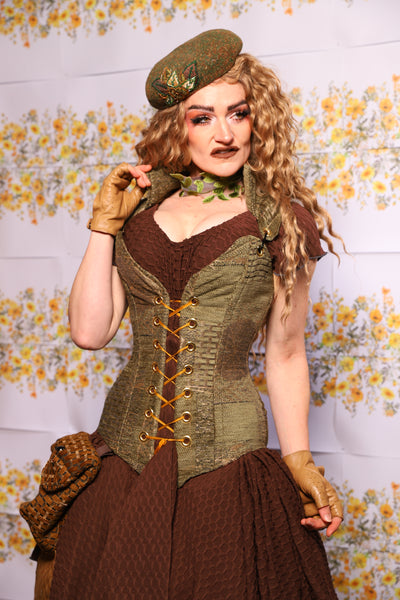 06. Courtier Corset In Hedgewitch - The Leave It To Beaver Collection
