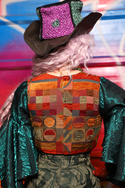 07. Cropped Courtier Overbust in Puppet Theater – A Chest Full of Jewels Collection