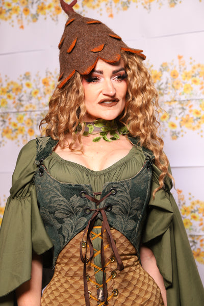 20. Cropped Marie Corset In Green Forest Scroll - The Leave It To Beaver Collection