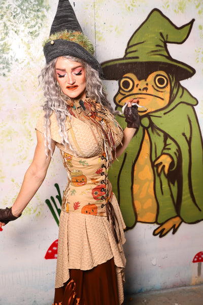 Wench Corset in Over the Garden Wall- Spooky Saturday Part 1