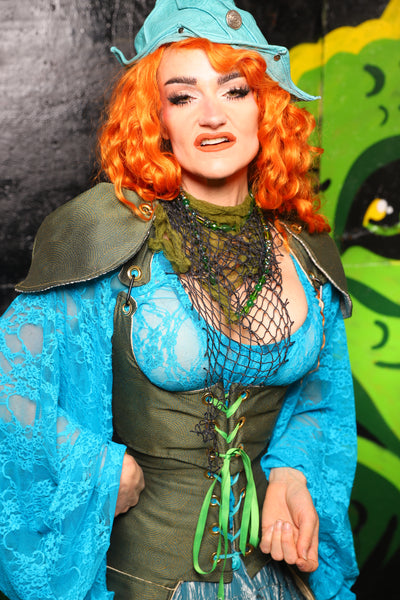 Cropped Vixen w/Detachable Pauldron Shoulders in Circle Dark Moss - "Siren's Shanties" Collection