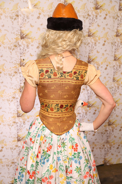 02. Oktoberfest Set #2 Elizabethan Corset + Hobbit Tulip Skirt + Apron *blouse sold separately* - Oktoberfest Sets Collection