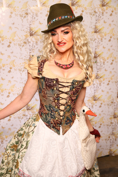 04. Oktoberfest Set #4: Elizabethan Corset + Hobbit Tulip Skirt + Apron *blouse sold separately* - Oktoberfest Sets Collection