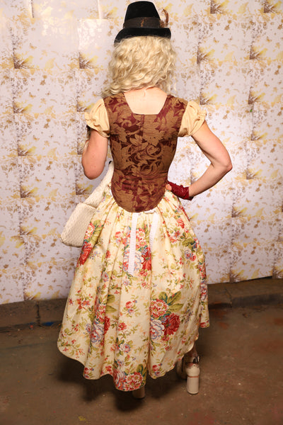11. Oktoberfest Set #11: Elizabethan Corset + Hobbit Tulip Skirt + Apron *blouse sold separately* - Oktoberfest Sets Collection