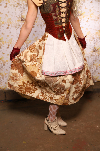 12. Oktoberfest Set #12: Elizabethan Corset + Hobbit Tulip Skirt + Apron *blouse sold separately* - Oktoberfest Sets Collection