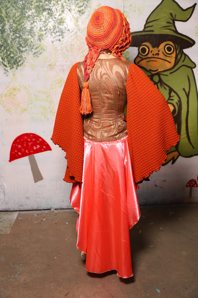 Petite Courtier in Toffee Swirl w/ Omens & Oddities Front Panels - Spooky Saturday Part 3