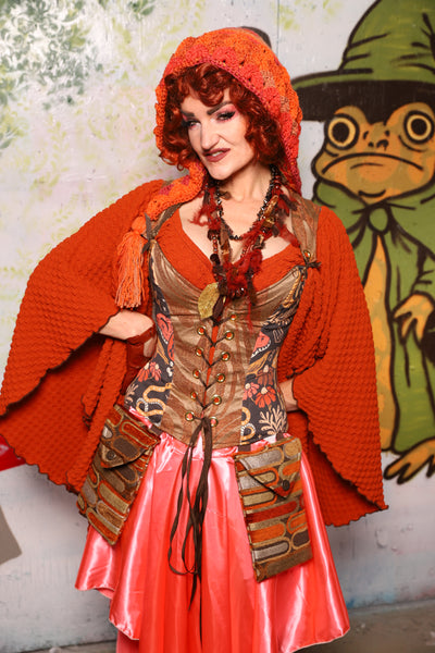 Petite Courtier in Toffee Swirl w/ Omens & Oddities Front Panels - Spooky Saturday Part 3