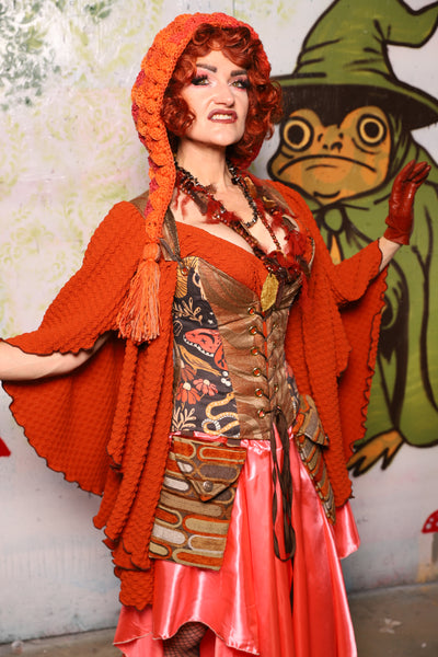 Petite Courtier in Toffee Swirl w/ Omens & Oddities Front Panels - Spooky Saturday Part 3