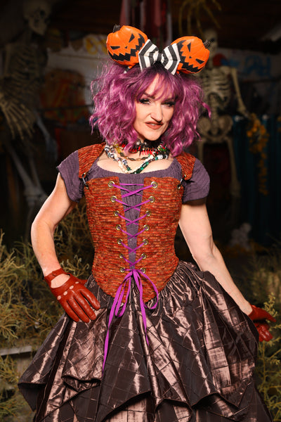 Elizabethan Corset in Emerald & Silver Medallion - Spooky Saturday Part 5