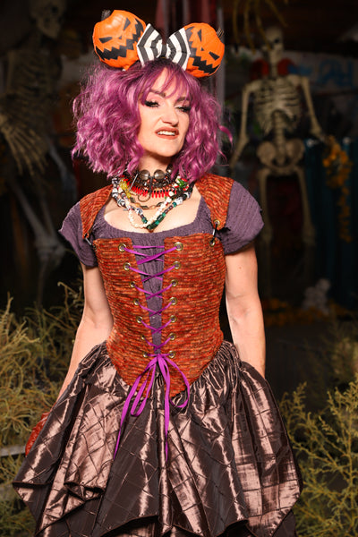 Elizabethan Corset in Emerald & Silver Medallion - Spooky Saturday Part 5