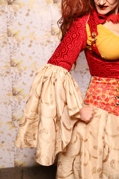 18. Detachable Flounce Sleeves in Tomato Honeycomb - The Marinara Maidens Collection