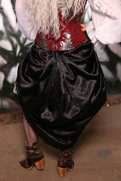 Apron Front Bustle in Crushed Black #02 - The Gemstone Alley Collection