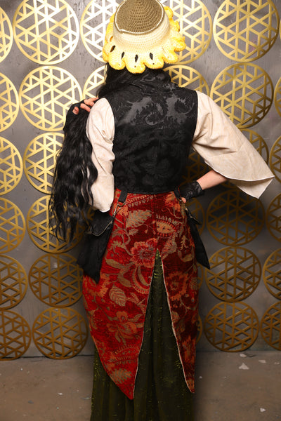 Cropped Vixen w/hardware *AND POCKETS* in Pitch Black Medallion - The “Pick Pocket Princess” Collection