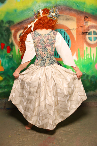Hobbit Set #10 Maiden Bodice + Hobbit Tulip Skirt + Pouch *blouse sold separately* - The "There & Back Again" Collection