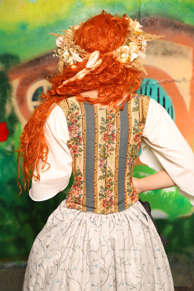 Hobbit Set #05 Maiden Bodice + Hobbit Tulip Skirt + Pouch *blouse sold separately* - The "There & Back Again" Collection