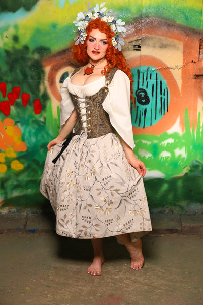 Hobbit Set #09 Maiden Bodice + Hobbit Tulip Skirt + Pouch *blouse sold separately* - The "There & Back Again" Collection