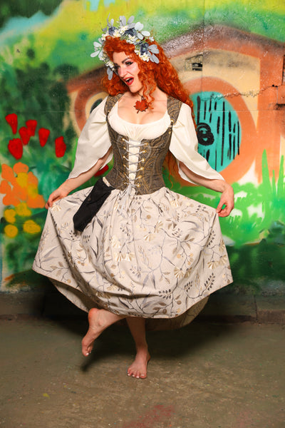 Hobbit Set #09 Maiden Bodice + Hobbit Tulip Skirt + Pouch *blouse sold separately* - The "There & Back Again" Collection