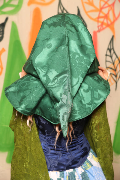 Traveler’s Hood in Shamrock Damask - Nimble Thimble Collection