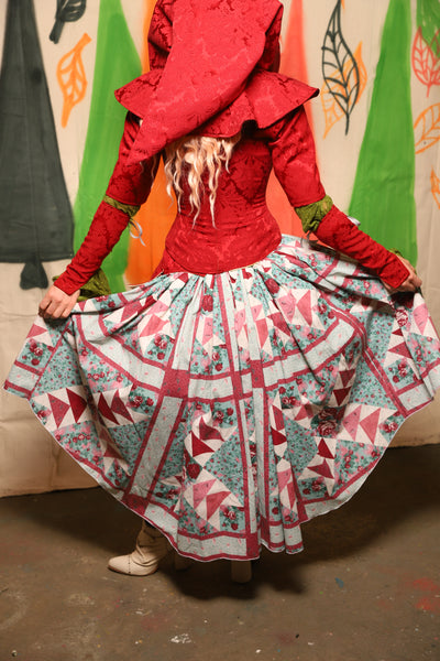Hobbit Tulip Skirt in Quilt #05 - Nimble Thimble Collection