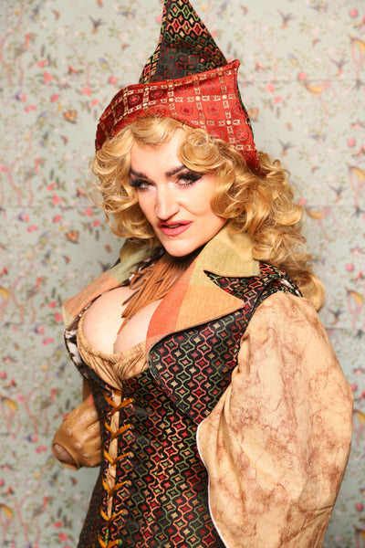 20. Cropped Vest with Pointed Collar in Troubadour Jacquard - March of the Ides Collection