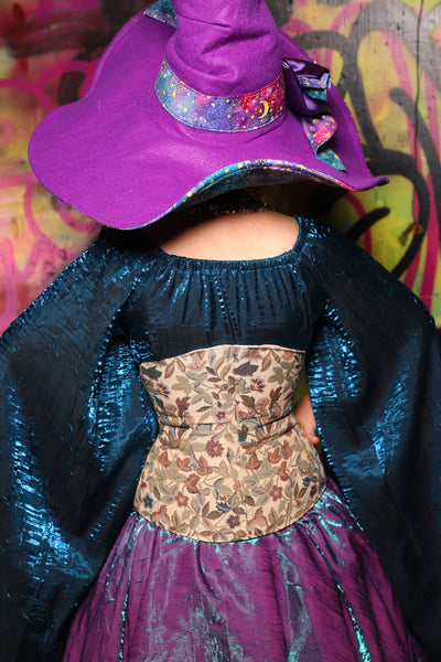 Petite Wench Corset in Winsome Floral - The Monet-Punk Collection