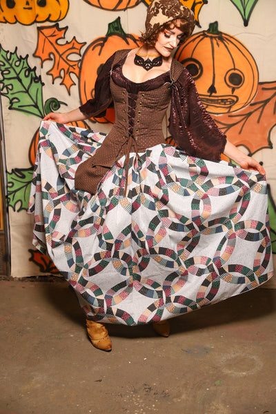 Tulip Skirt in Quilt Circles - "The Knotty Wood" Collection