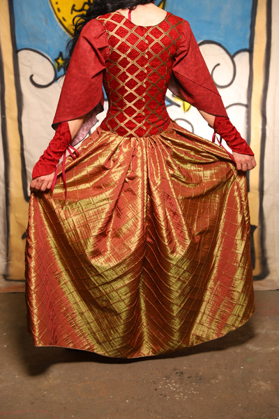 Tulip Skirt in Sunrise Pintuck - The Goldenberry Collection