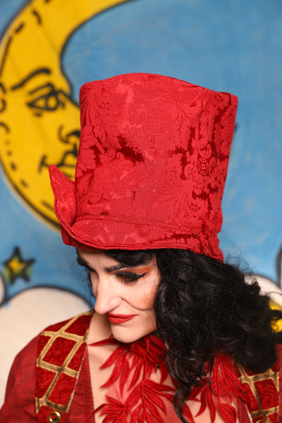 Regency Top Hat in Scarlet Medallion - The Goldenberry Collection