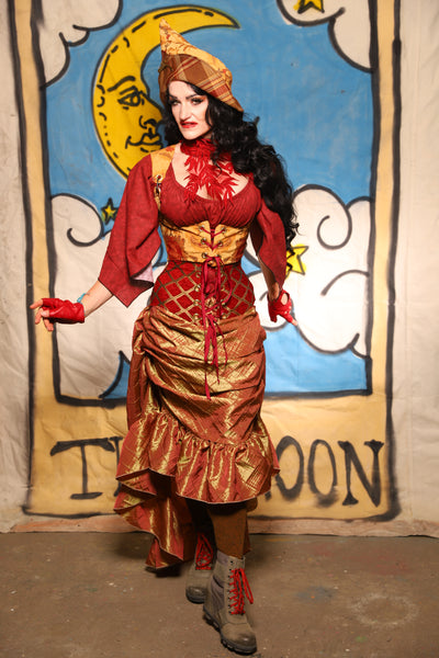 Tailed Cropped Vixen in Cornbread Floral - The Goldenberry Collection