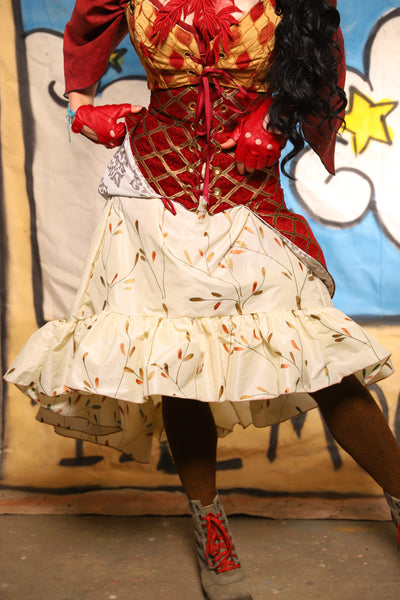 Stagecoach Skirt in Ivory and Gold Reeds - The Goldenberry Collection