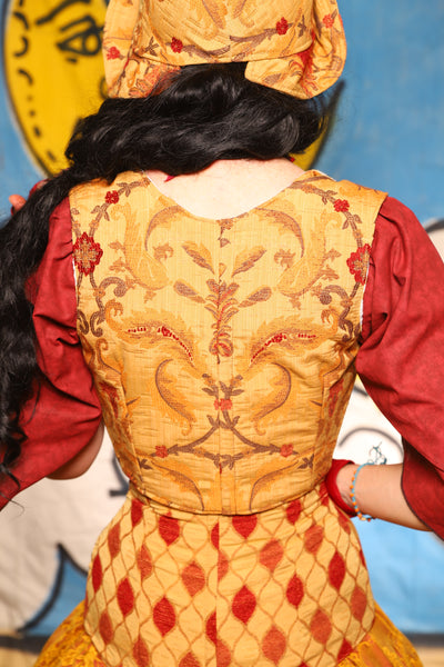 Cropped Dapper Vixen in Cornbread Floral - The Goldenberry Collection