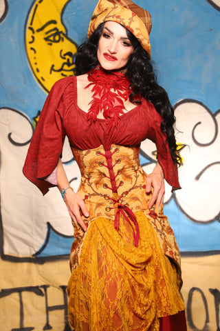 Petite Siren Corset w/ Pockets in Cornbread Floral - The Goldenberry Collection