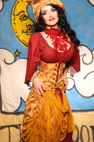 Petite Siren Corset w/ Pockets in Cornbread Floral - The Goldenberry Collection