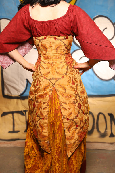 Petite Siren Corset w/ Pockets in Cornbread Floral - The Goldenberry Collection