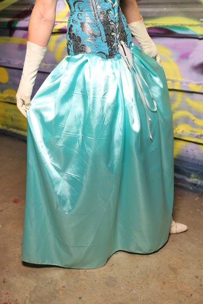 Tulip Skirt in Snow Queen Satin - Day 19 of "Celebrating 22 Years of Damsel"